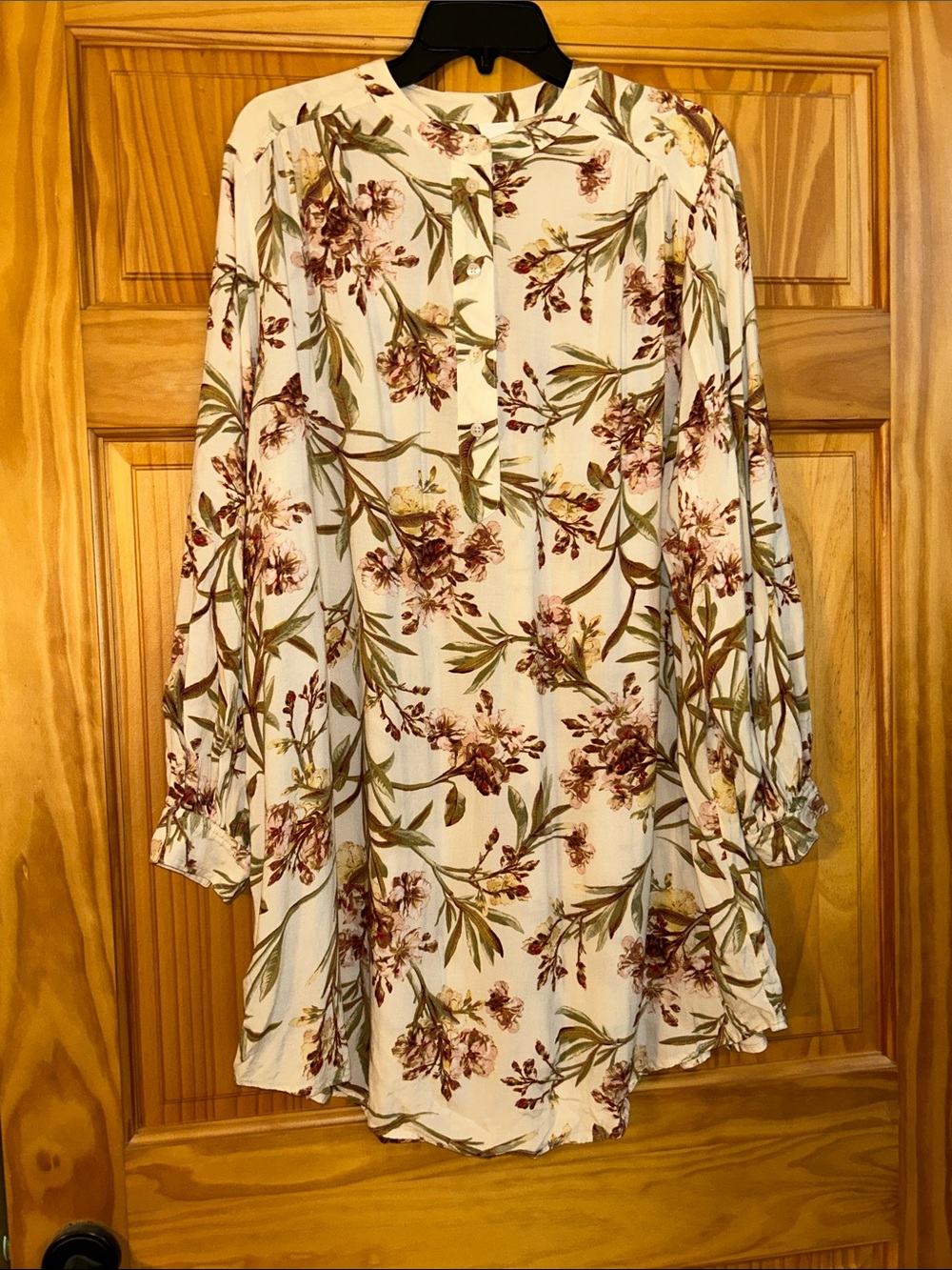 H&M Ivory Floral Long-Sleeve Button Tunic Dress